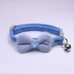 Knitted Bow Pet Collar