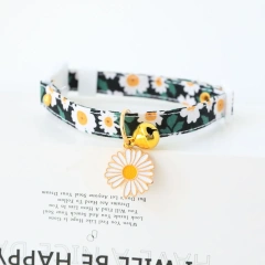 Small Flower Cat Pet Dog Collar Cute Cartoon Print Design Soft Neck Bell Decoration 16 Colors Breakaway Polyester for