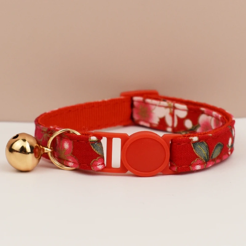 Adjustable Cat Collars with Bowknot Pet Safety Prevents Choking Comfortable And Stylish for Cats