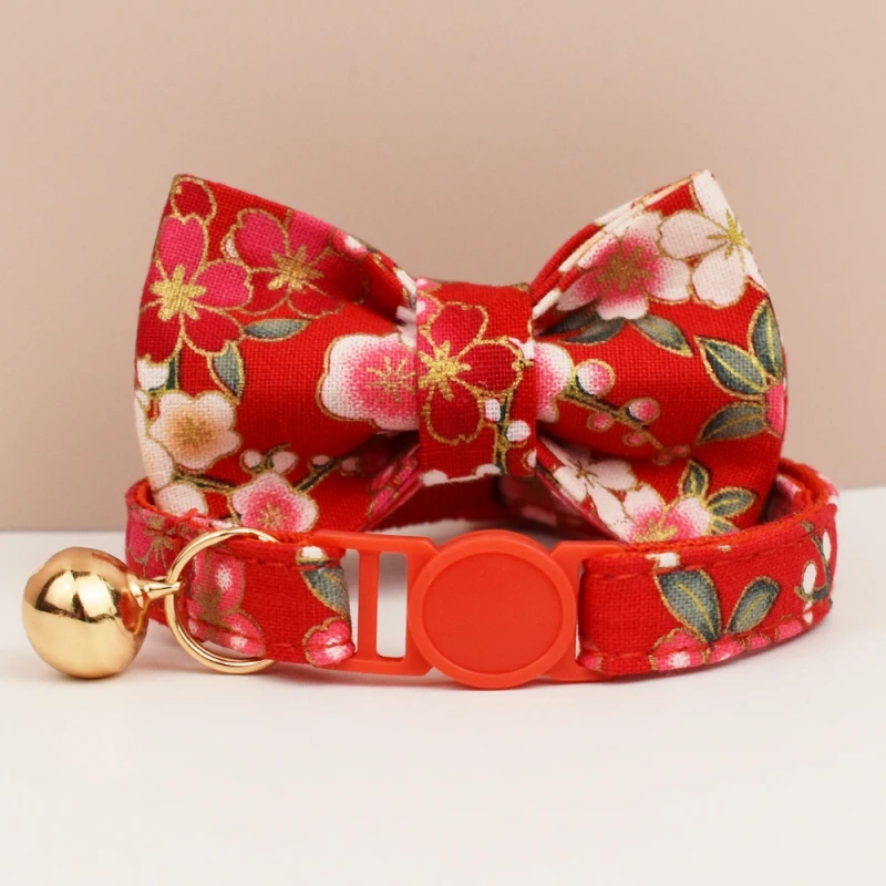 Adjustable Cat Collars with Bowknot Pet Safety Prevents Choking Comfortable And Stylish for Cats
