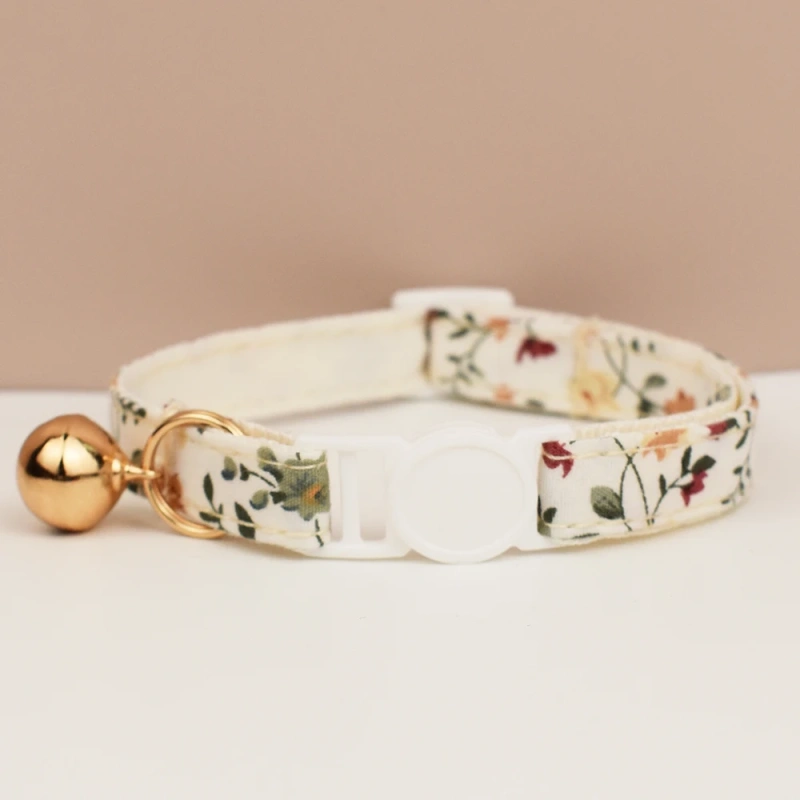 Adjustable Cat Collars with Bowknot Pet Safety Prevents Choking Comfortable And Stylish for Cats