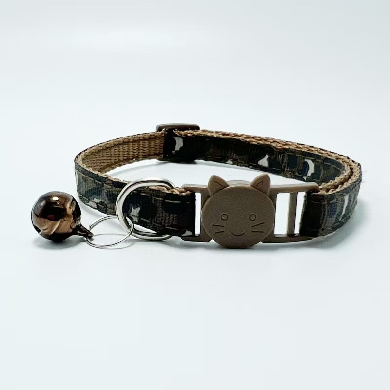 Leopard print collar for pet cats