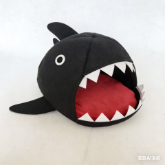 Foldable Cat Bed with Shark Design Felt Material Cat Cave House