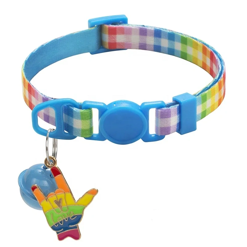 Hot Selling Eco-Friendly Comfortable Nylon Rainbow Plaid Dogs Adjustable Small Bell Collar for Small Animals All Seasons Hand
