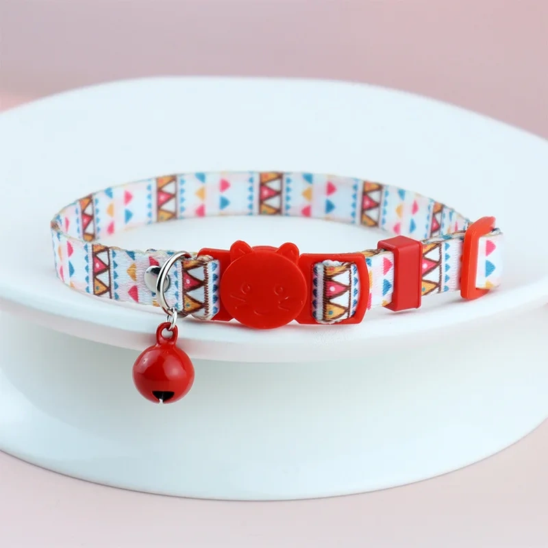 Airtag Cat Collar with Bell Adjustable Breakaway Pet Collars Safety Buckle & Silicone Air Tag Holder Case with Airtag Pet Collar