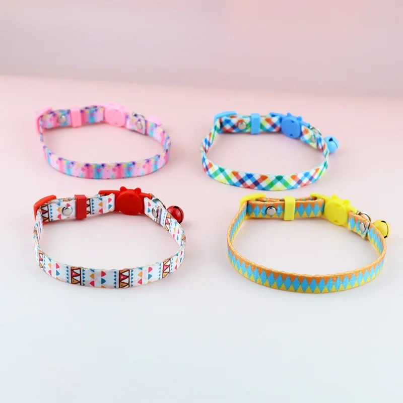 Airtag Cat Collar with Bell Adjustable Breakaway Pet Collars Safety Buckle & Silicone Air Tag Holder Case with Airtag Pet Collar