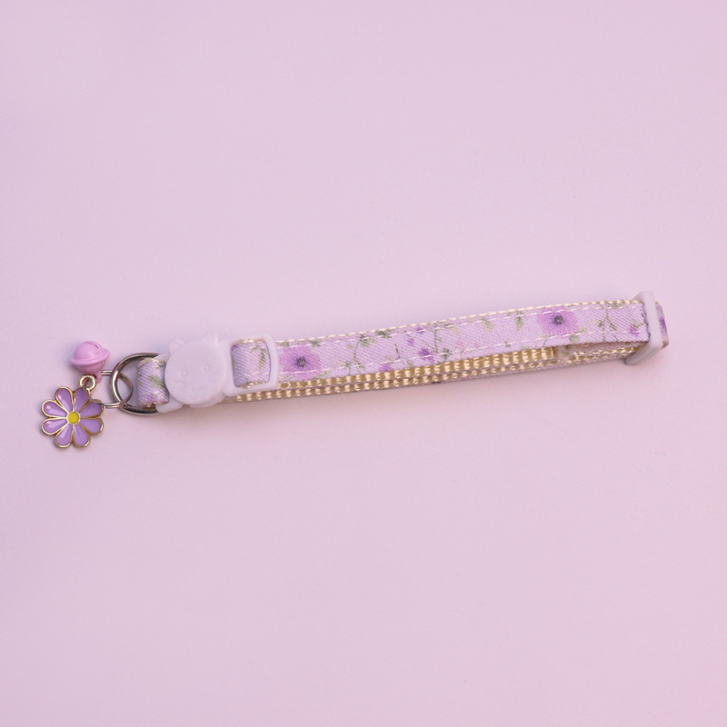Floral cat collar