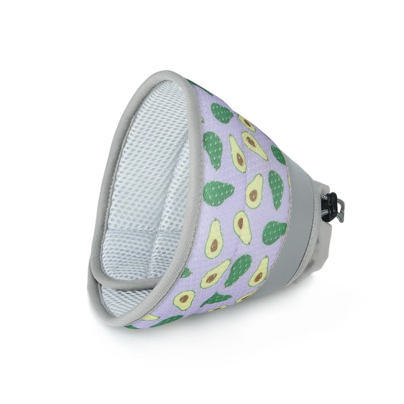 A new avocado pet Elizabethan collar for cats to prevent licking and biting after surgery, a soft collar for dogs to protect