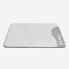 Cooling mats for pets in summer