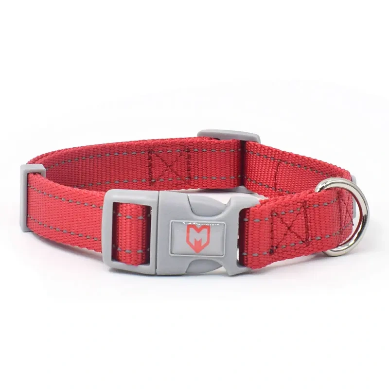 Wholesale High-end Nylon Dog Collar with Adjustable Reflective Thread Design and Customizable Color and Micro logo