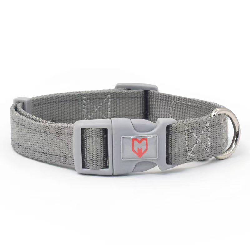 Nylon Dog Collar with Adjustable Reflective
