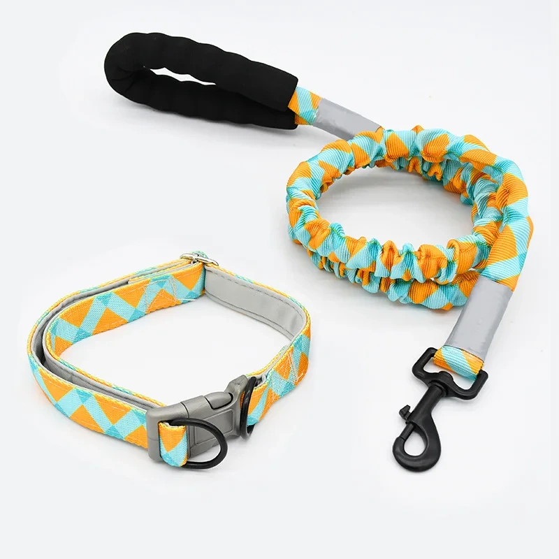 Anti slip large dog collar, retractable pet leash, explosion-proof, unbreakable dog chain, medium-sized dog
