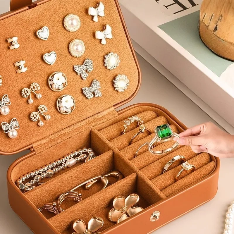 Jewelry high-end exquisite earrings, stud earrings, storage, jewelry, ring necklace, gold portable jewelry box.
