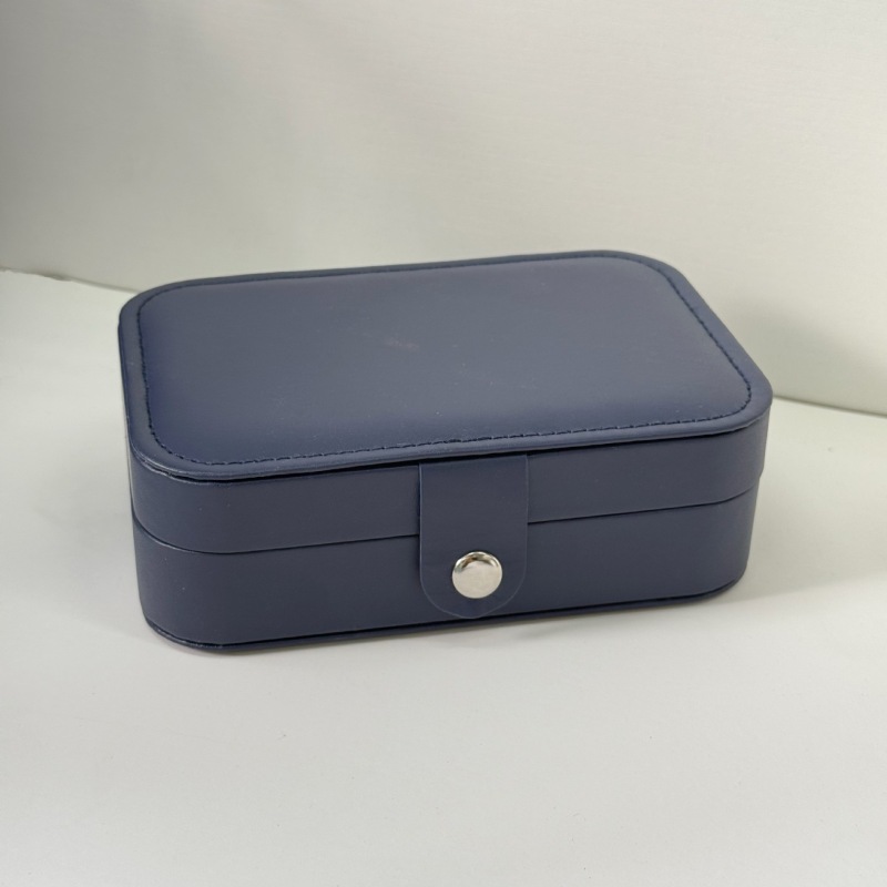 Custom Logo  Eco-friendly PU Leather Open Travel Jewelry Box Stylish Gift Box for Earrings Necklaces
