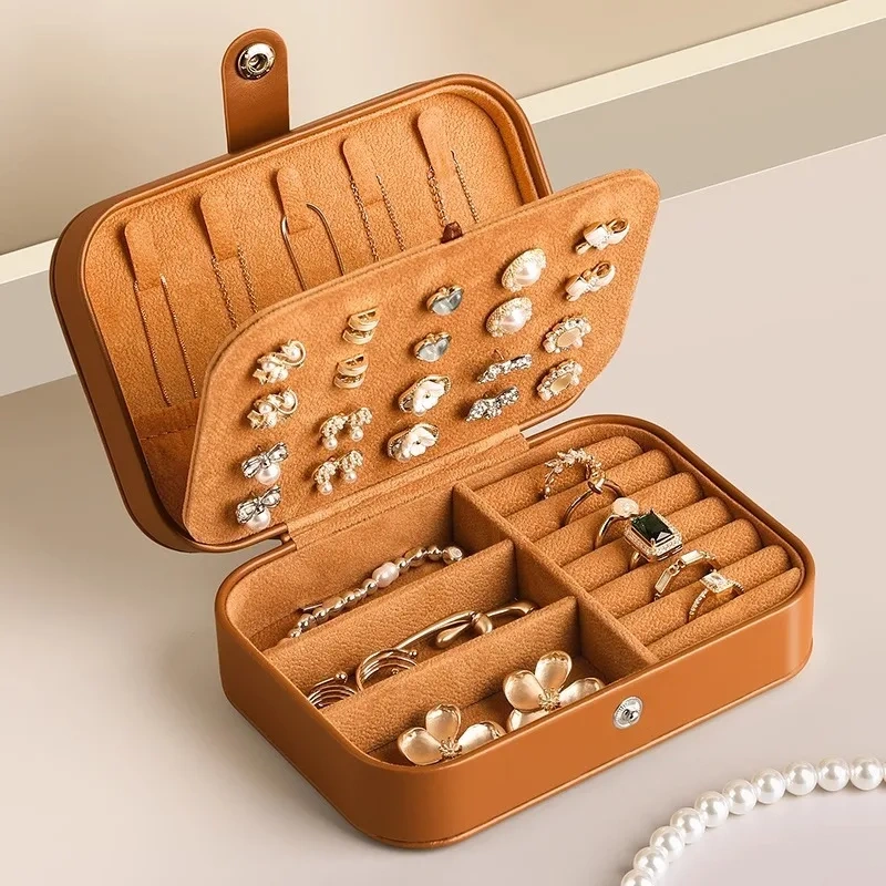 Jewelry high-end exquisite earrings, stud earrings, storage, jewelry, ring necklace, gold portable jewelry box.