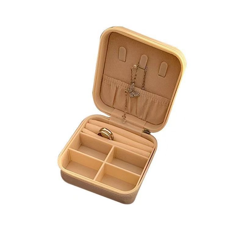 Travel accessory multi-compartment ring and earring jewelry box, 3D storage box