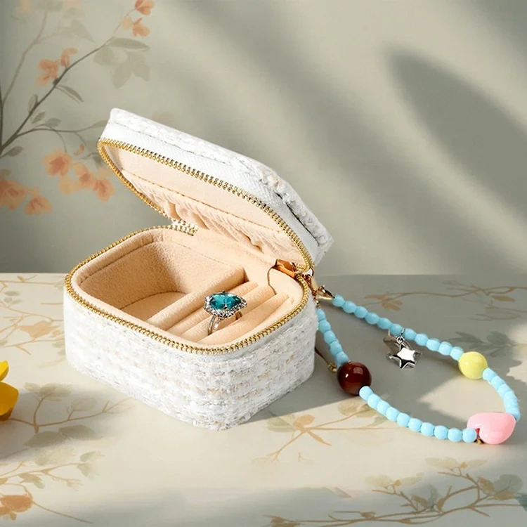 Portable Mini Velvet Jewelry Organizer Travel Pouch for Rings, Pendants & Bracelets