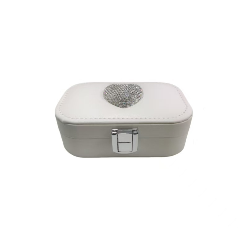 Heart-shaped diamond jewelry box