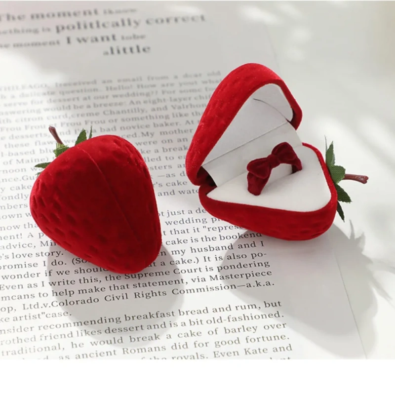 Fashion Earring Jewelry Box Popular Strawberry Box Cute Jewelry Boxes Ring Flocking Storage Box