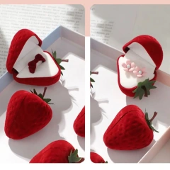Fashion Earring Jewelry Box Popular Strawberry Box Cute Jewelry Boxes Ring Flocking Storage Box