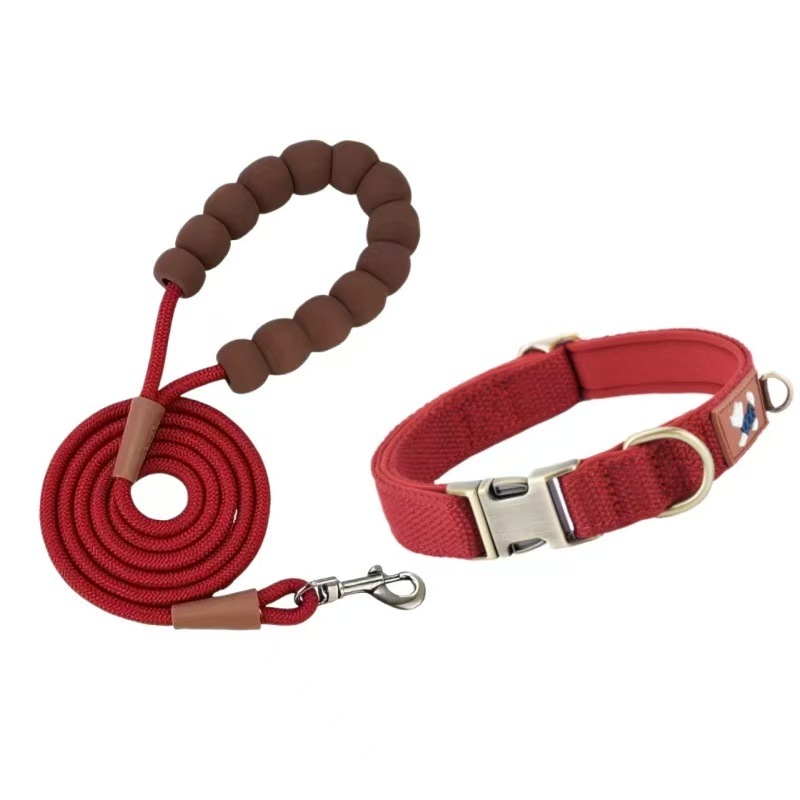 Adjustable dog collar