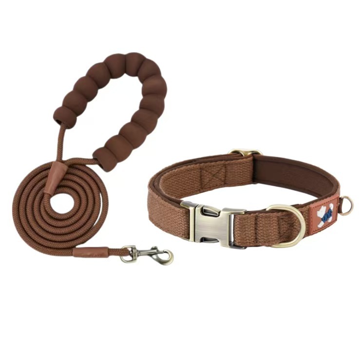 Adjustable dog collar
