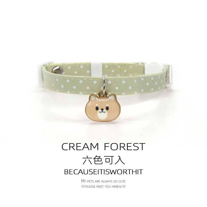 Cat polka dot collar