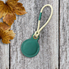 Full Protection Leather Shell Protective Cover Case for Airtag with Carabiner Keyring Carabiner