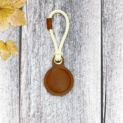 Full Protection Leather Shell Protective Cover Case for Airtag with Carabiner Keyring Carabiner