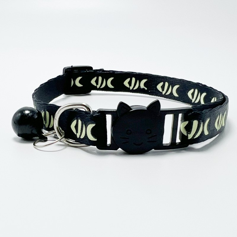 Cat glow-in-the-dark collar