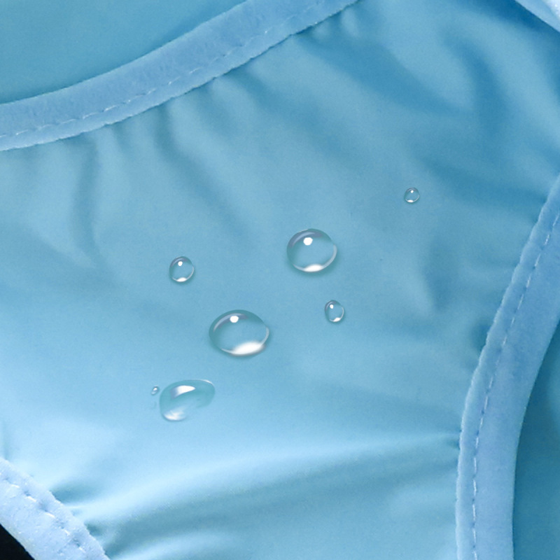 Raincoat for pet cats and small dogs