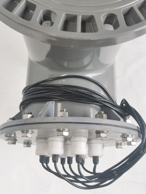 ပြန်လည်လည်ပတ်နေသော ငါးမွေးမြူရေးစနစ်များအတွက် စက်မှု UV Sterilizer,YUTANK