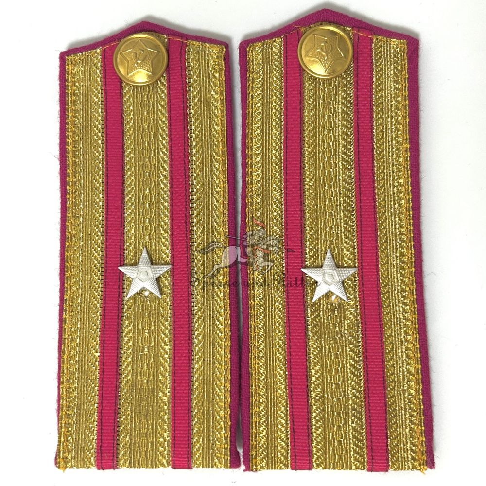 M1943 Shoulder Boards Everyday wear for Major infantry