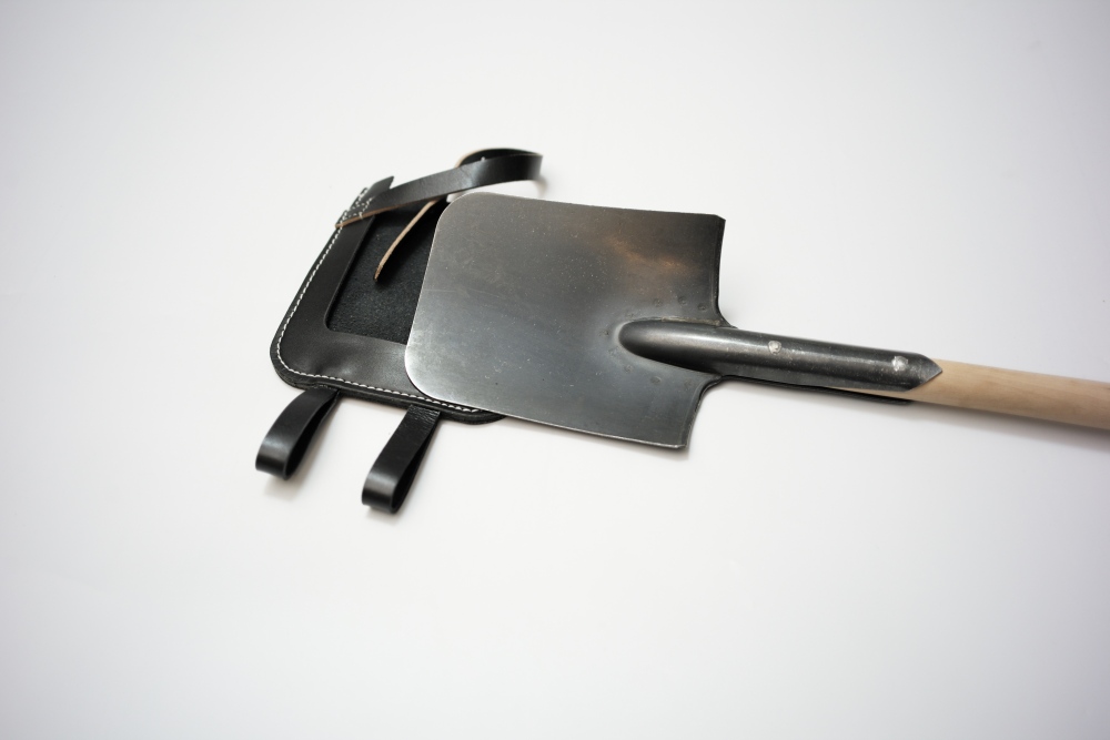 E-Tool Trench Straight Shovel