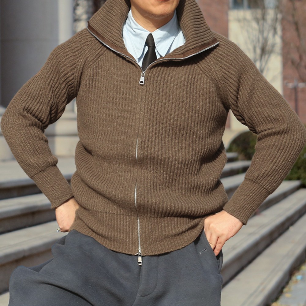Knitted zip-up jacket