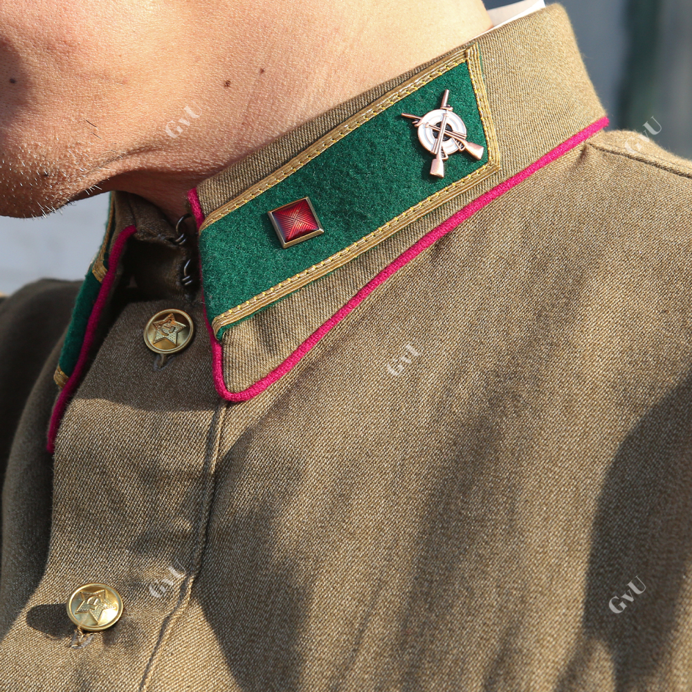 Lapel22