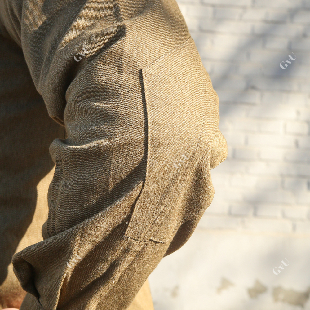 Lapel33