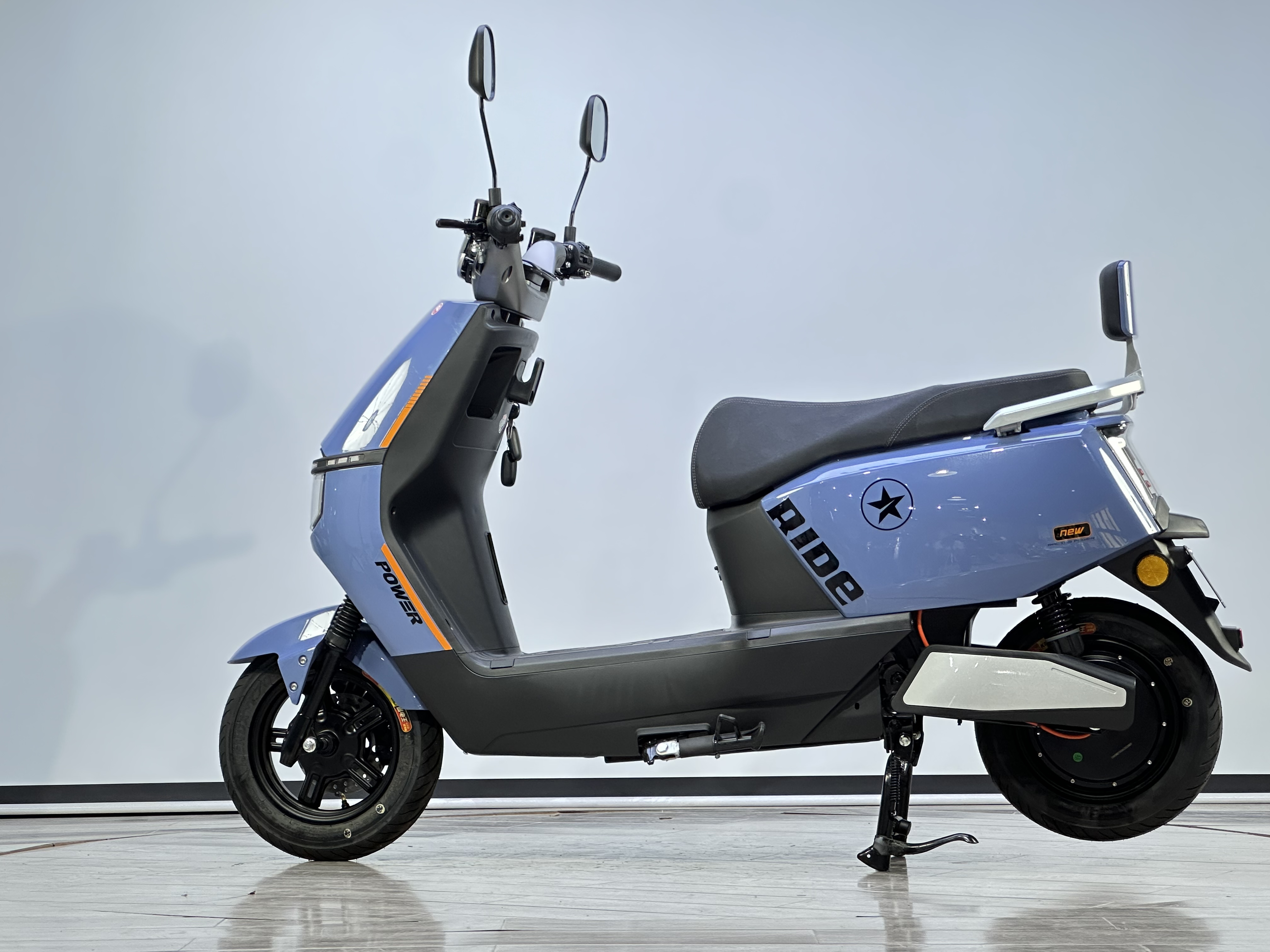 SHILU-ZHG Electric Scooter