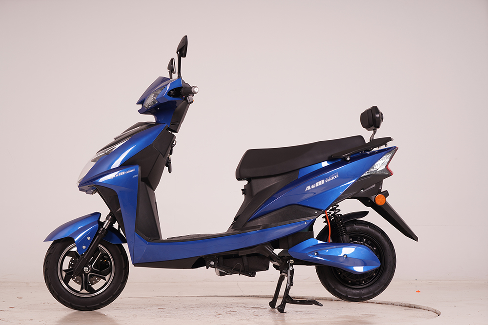 ZS Wholesale factory price electric motorbike scooter