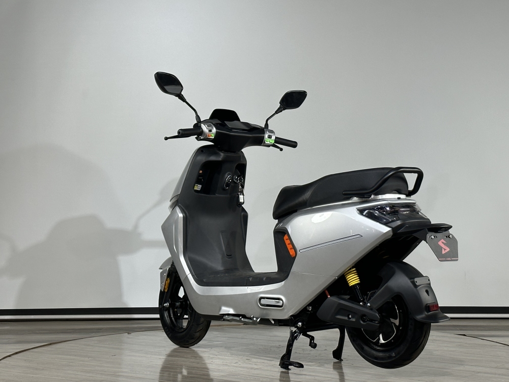 Nine Wholesale factory price electric motorcycle
