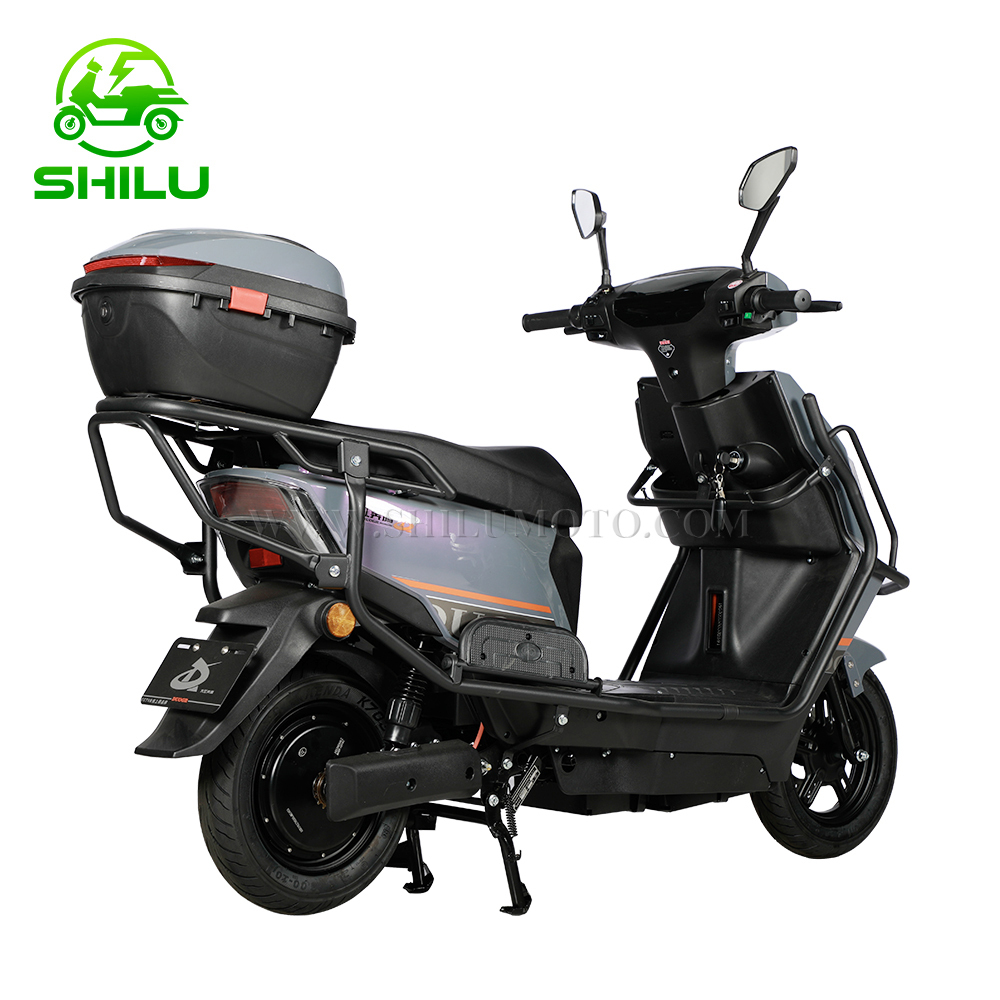 H8 Powerful moped electric scooter