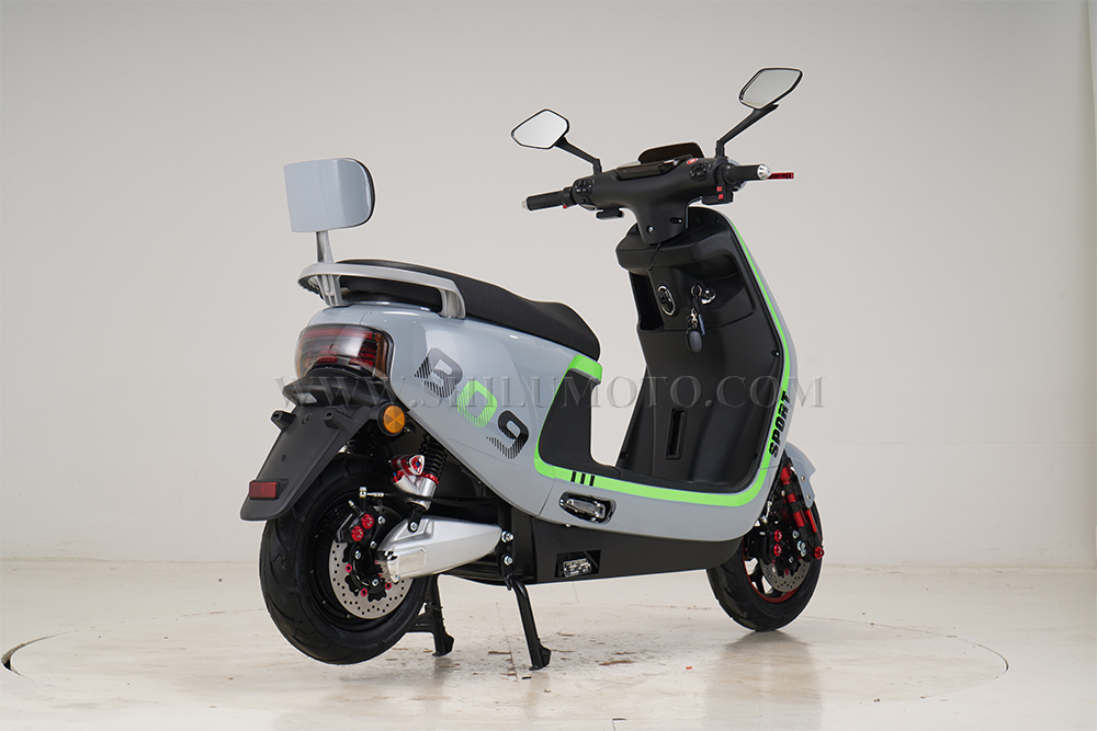 B09 Electric scooter