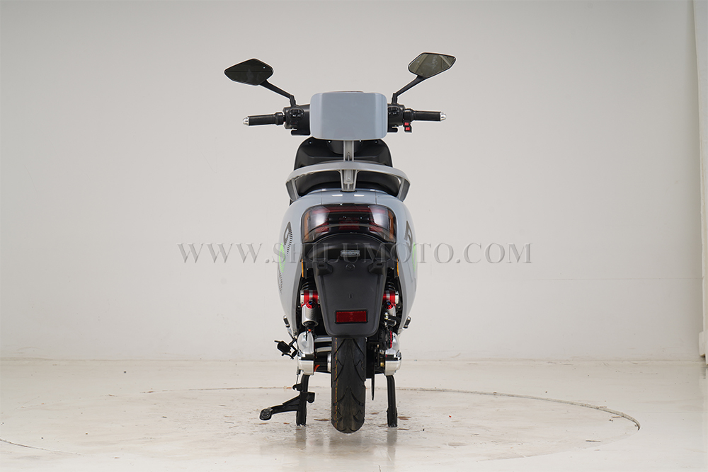 B09 Electric scooter