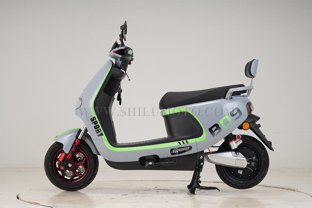 B09 Electric scooter