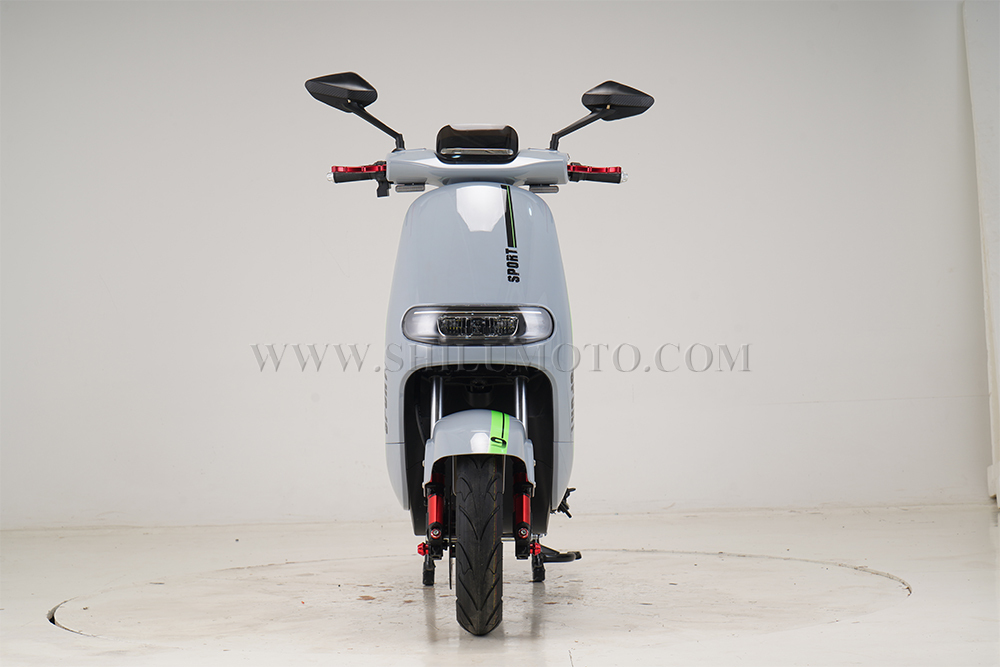 B09 Electric scooter