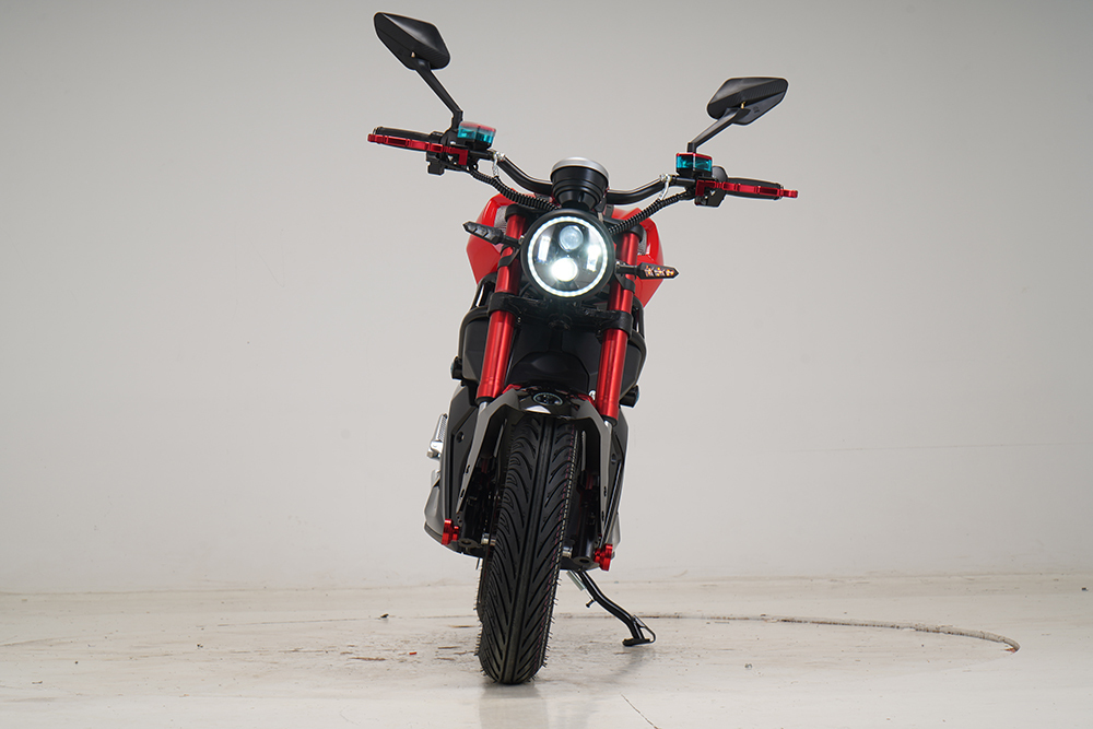 XGS Fast electric scooter for adults