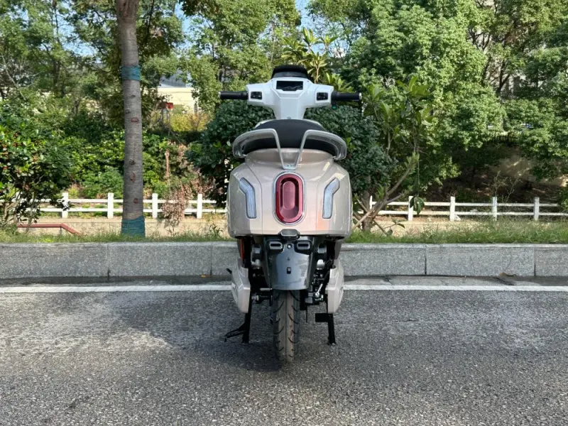BM 2024 Newest electric motorcycle