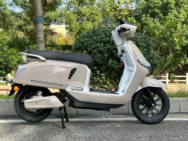 BM 2024 Newest electric motorcycle