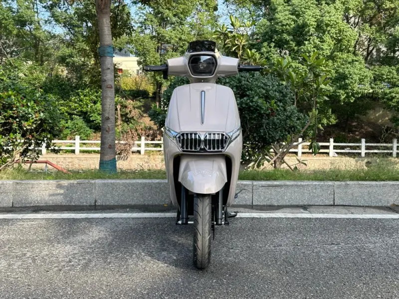 BM 2024 Newest electric motorcycle