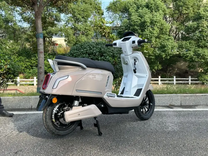 BM 2024 Newest electric motorcycle